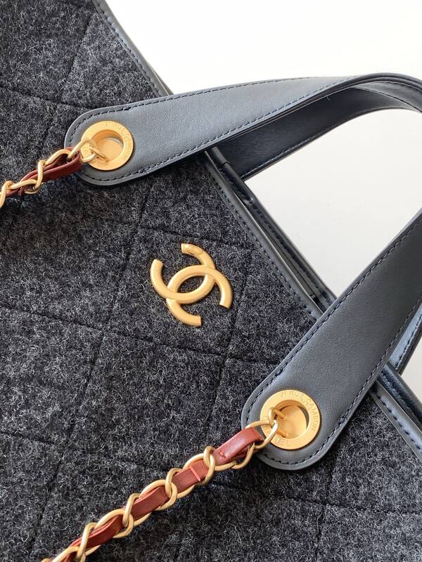 Chanel Dark gray black wool felt with black leather large tote — Premium Replica