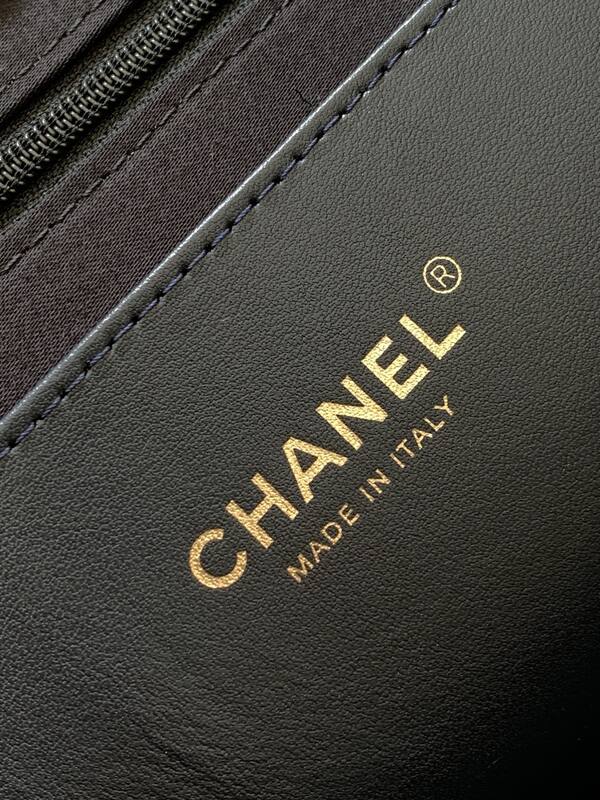 Chanel Dark gray black wool felt with black leather large tote — Premium Replica