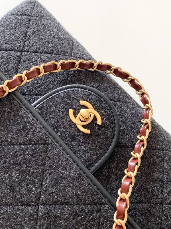 Chanel Dark gray felt shoulder — 1:1 Replica