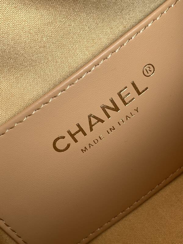 Chanel Drawstring Hobo Metallic gold shoulder — AAA Quality Replica