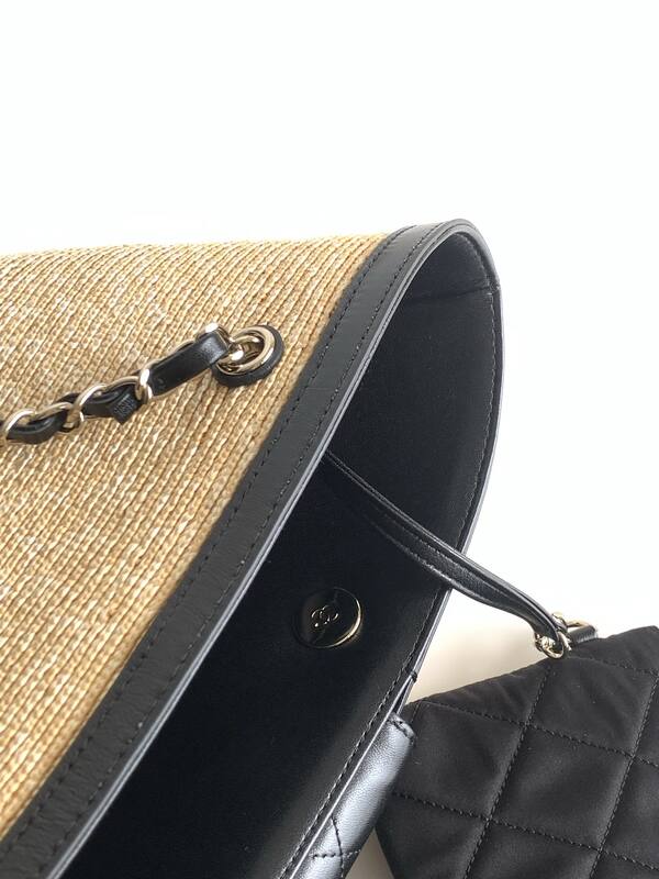 Chanel Beige raffia and black shoulder — 1:1 Replica