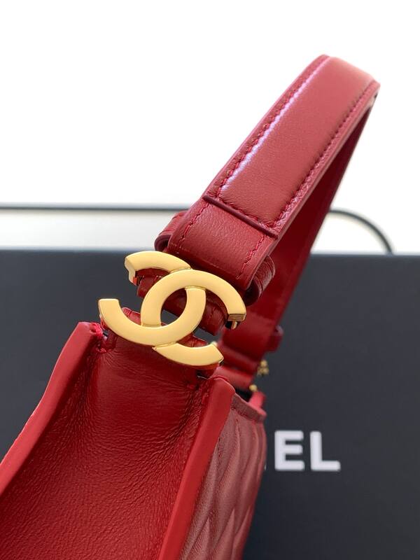 Chanel Red 26X shoulder — AAA Quality Replica