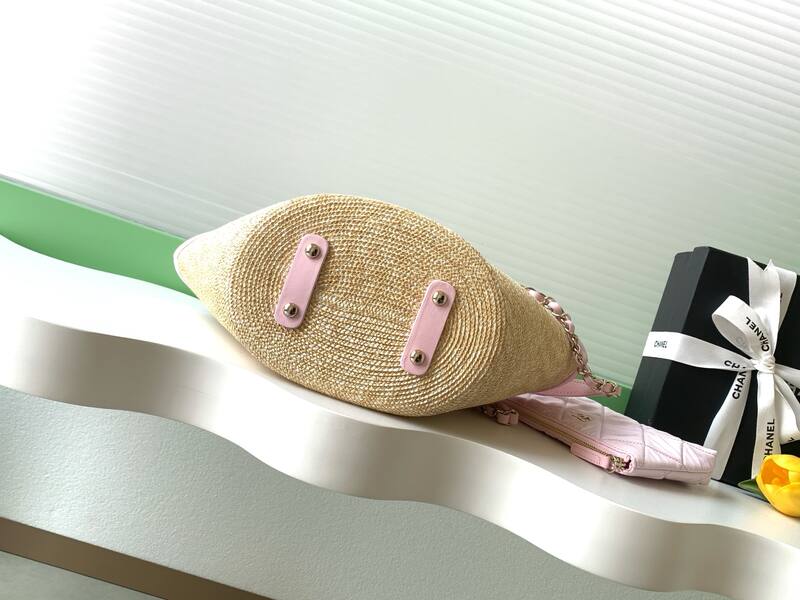 Chanel Pink and Beige Straw shoulder — AAA Quality Replica
