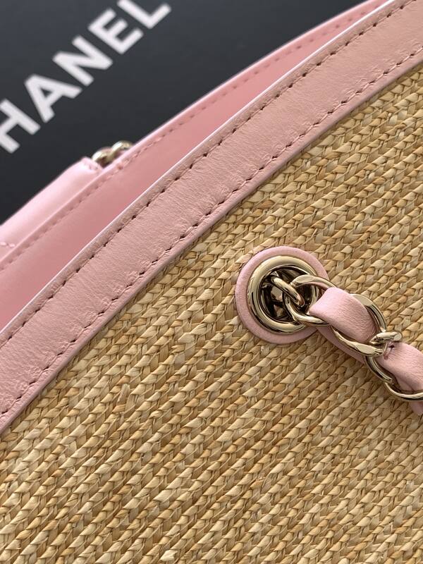 Chanel Pink and Beige Straw shoulder — AAA Quality Replica