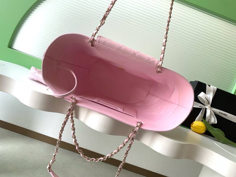 Chanel Beige straw and pink tote — Top Quality Replica