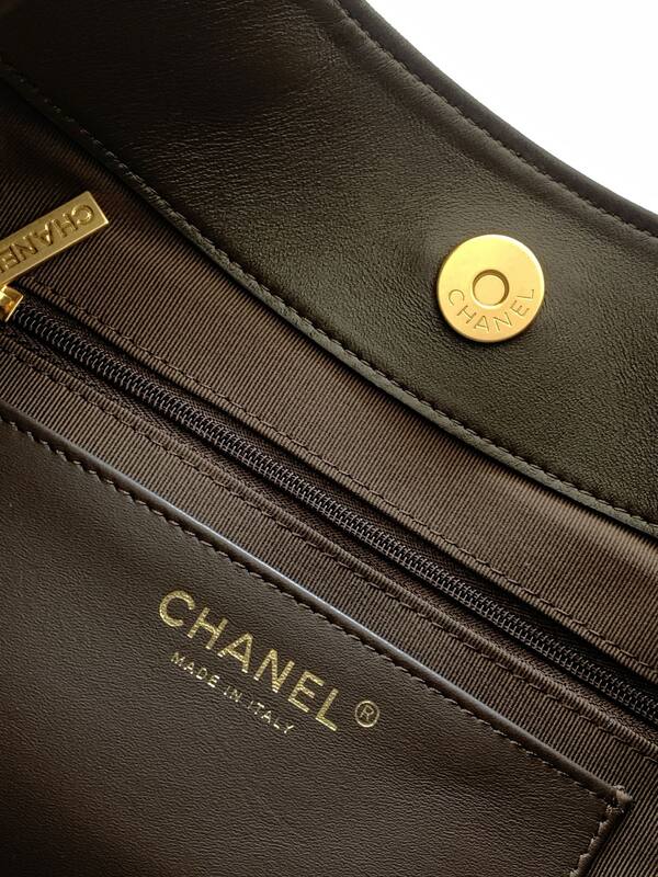Chanel Brown suede with gold-tone chain shoulder — Top Quality Replica