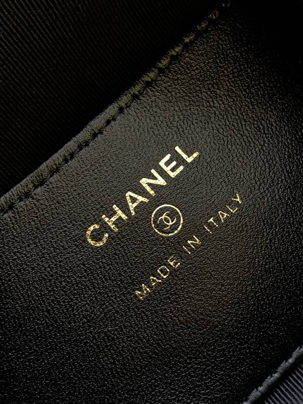 Chanel Hula Hoop Black shoulder — Premium Replica