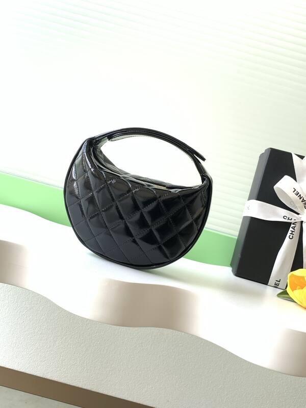 Chanel Hula Hoop Black shoulder — Premium Replica