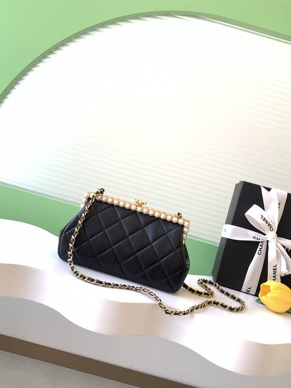 Chanel Coco Pearl Flap Black shoulder — Top Quality Replica