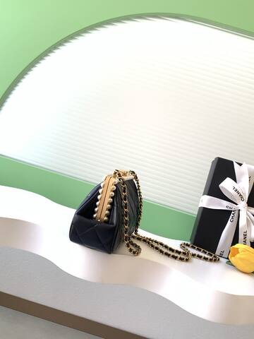 Chanel Coco Pearl Flap Black shoulder Top Quality Replica