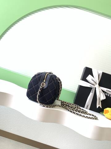 Chanel Dark Blue Denim crossbody 1 1 Replica
