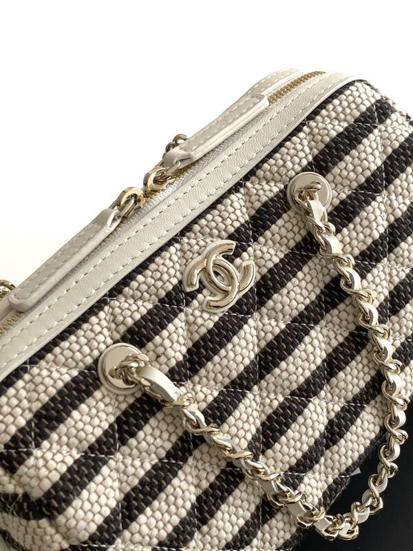 Chanel Black and White striped tweed shoulder — AAA Quality Replica