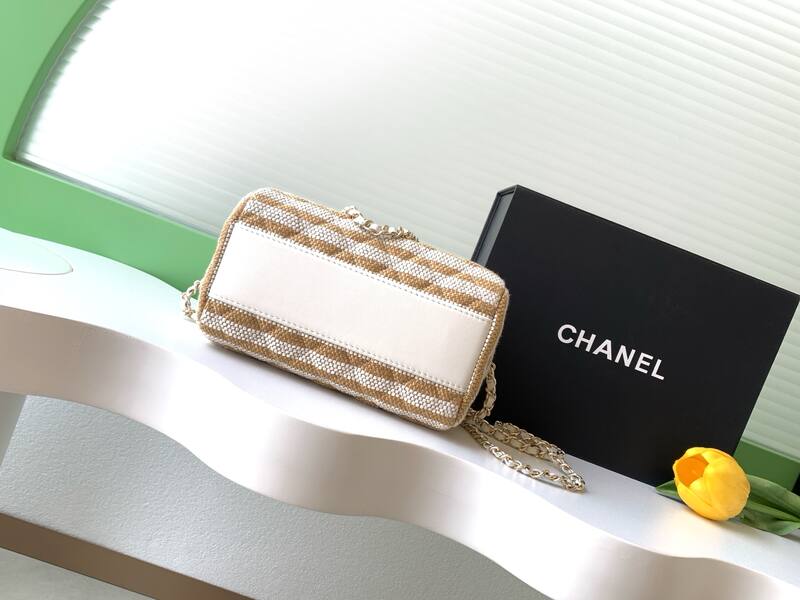 Chanel Beige White striped tweed shoulder — Premium Replica