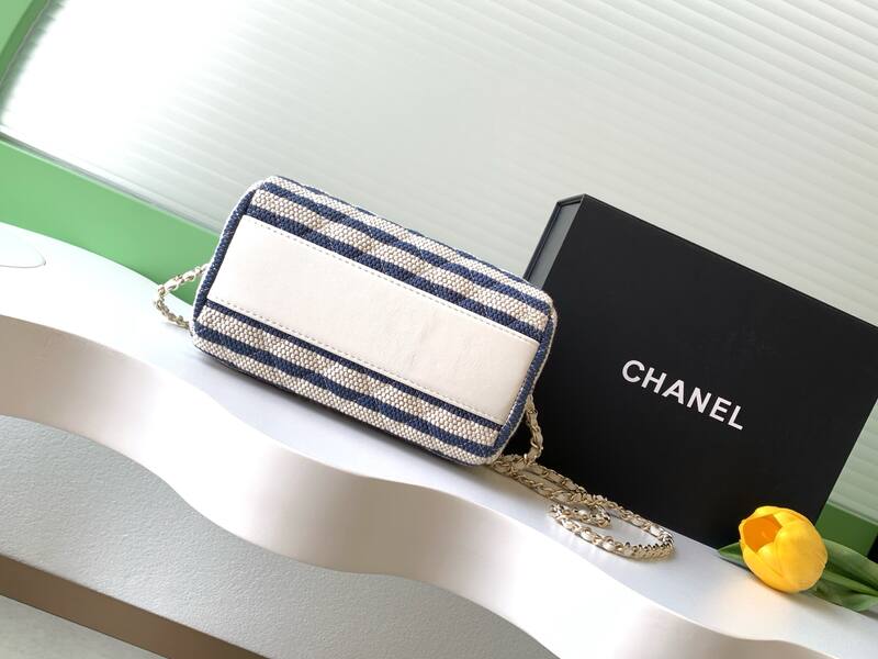Chanel Blue and White Striped Raffia crossbody — 1:1 Replica