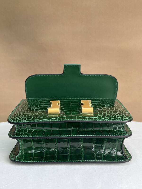 Hermes Constance 19 Emerald green glossy crocodile 19 shoulder — AAA Quality Replica