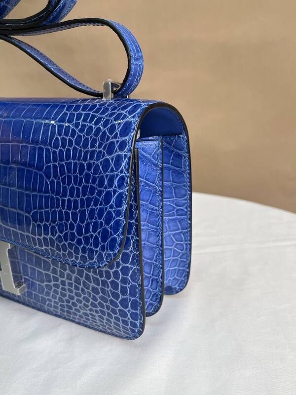 Hermes Constance 26 Electric blue crocodile 26 shoulder — Top Quality Replica