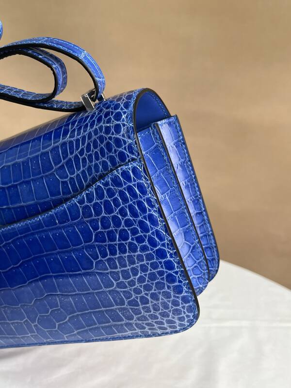 Hermes Constance 26 Electric blue crocodile 26 shoulder — Top Quality Replica