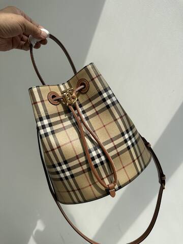 Burberry Vintage Check with Brown Leather Trim 26x26x16cm crossbody AAA Quality Replica