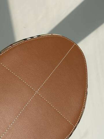 Burberry Calfskin shoulder bag Top Quality Replica