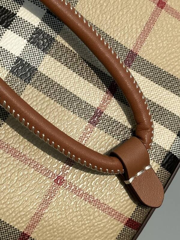 Burberry Calfskin shoulder bag — Top Quality Replica