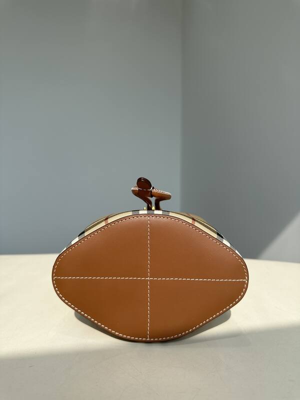 Burberry Brown shoulder bag — Premium Replica