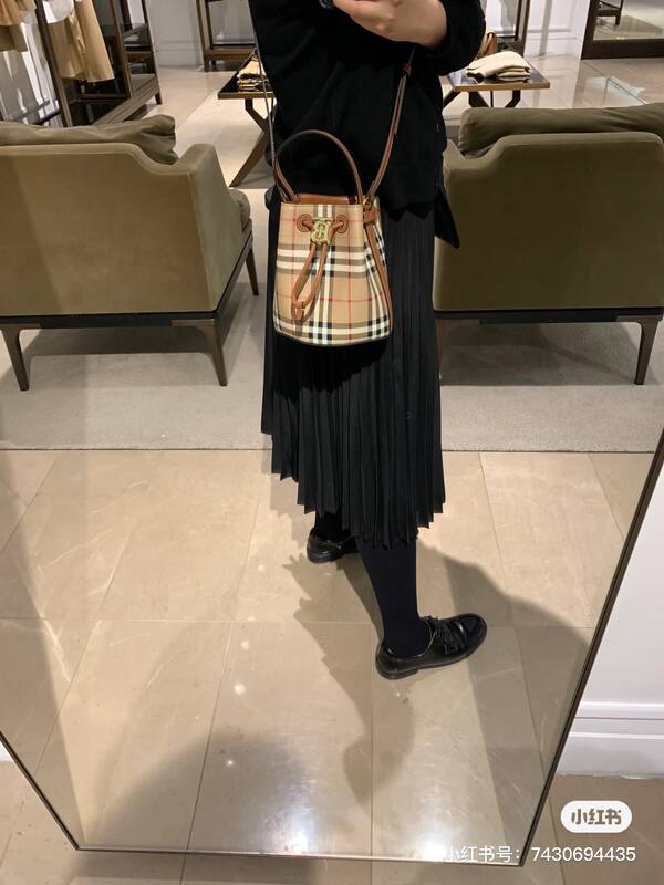 Burberry Brown shoulder bag — 1:1 Replica