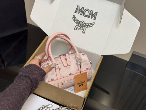 MCM Visetos 18x11cm shoulder bag Top Quality Replica