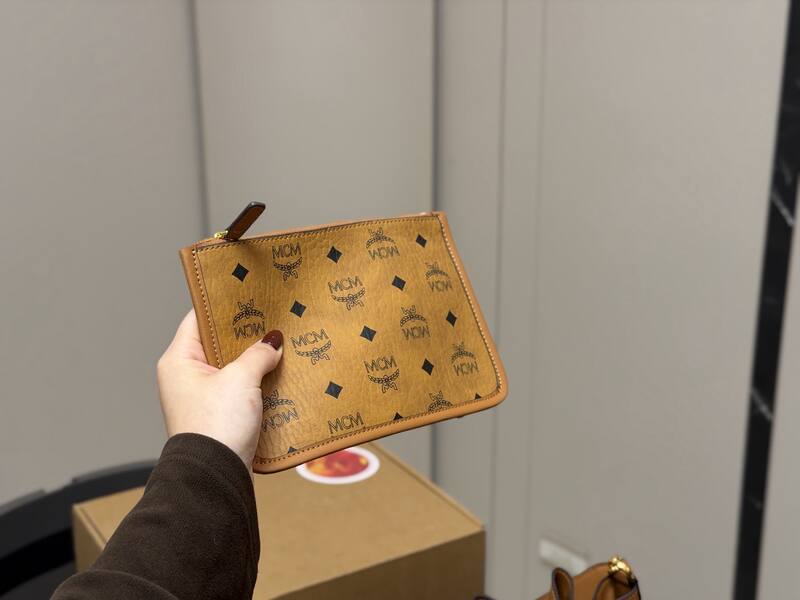 MCM Visetos 20x24x13cm shoulder bag — AAA Quality Replica