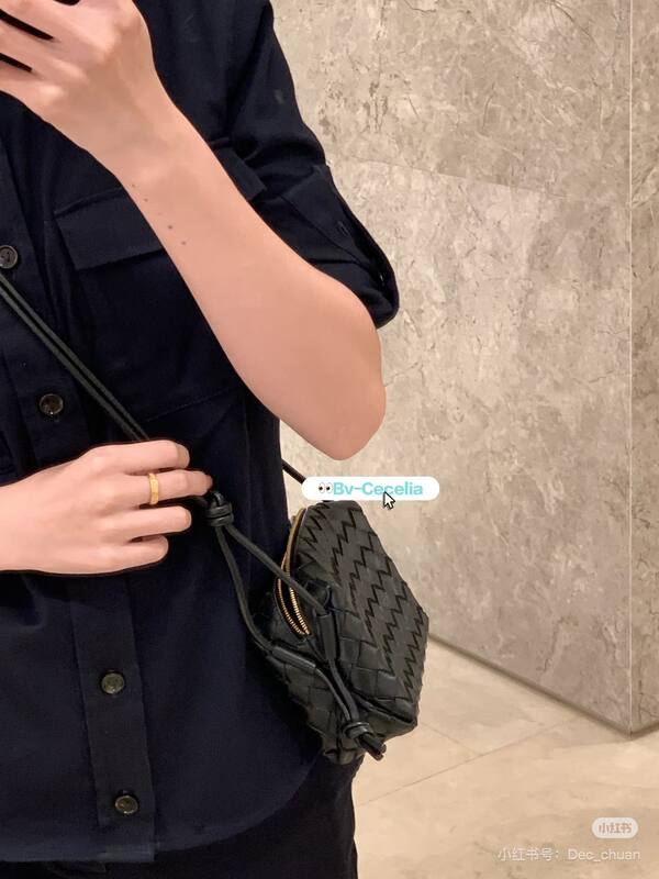 Bottega Veneta Green shoulder bag — Top Quality Replica