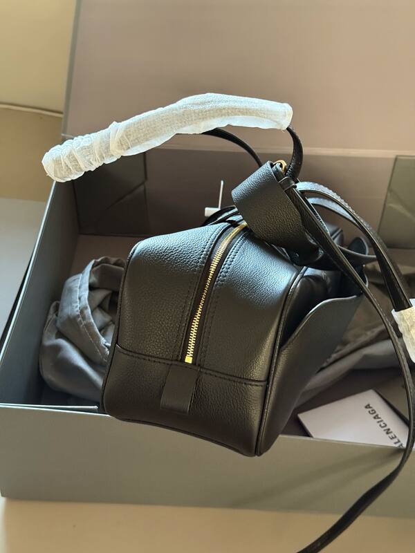 Balenciaga Black shoulder bag — AAA Quality Replica