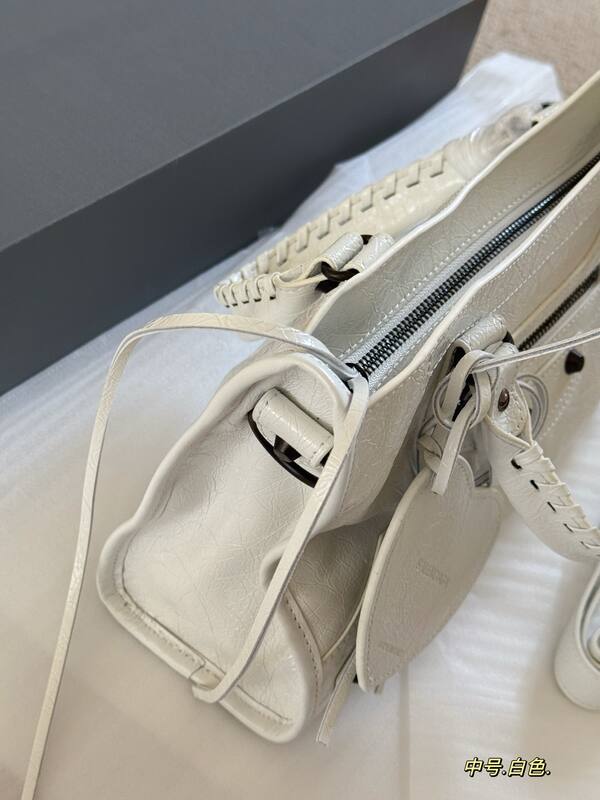 Balenciaga Le Cagole White shoulder bag — Top Quality Replica