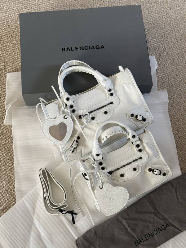 Balenciaga Le Cagole White shoulder bag — Top Quality Replica