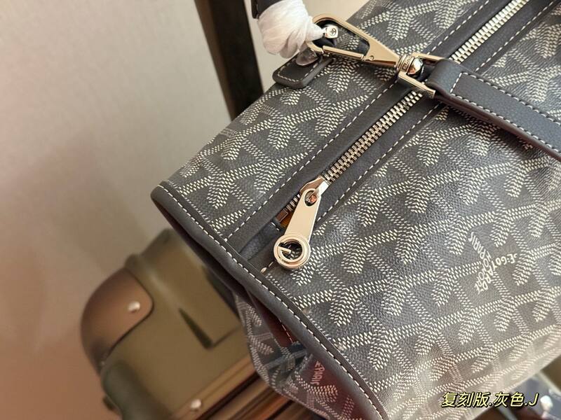 Goyard Grey shoulder bag — Premium Replica
