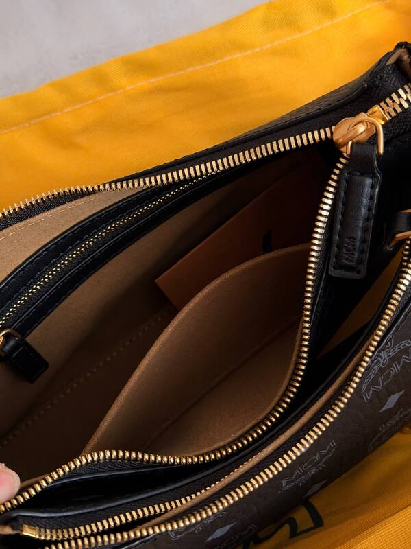 MCM Visetos shoulder bag — Premium Replica
