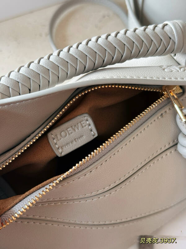 Loewe Gray 25x18x10cm shoulder bag — Premium Replica