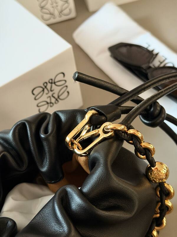 Loewe Black shoulder bag — Top Quality Replica