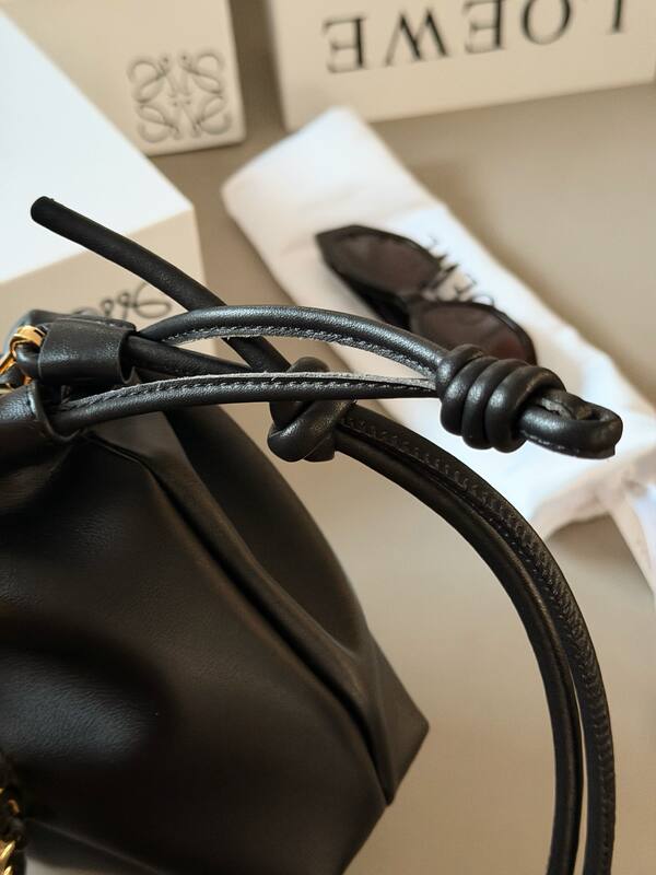 Loewe Black shoulder bag — Top Quality Replica