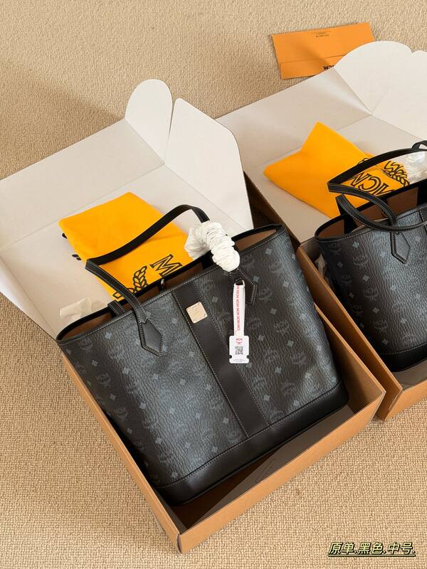 MCM Toni Black Visetos small 30*25cm medium 34*30cm tote — AAA Quality Replica