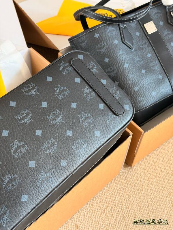 MCM Toni Black Visetos small 30*25cm medium 34*30cm tote — AAA Quality Replica