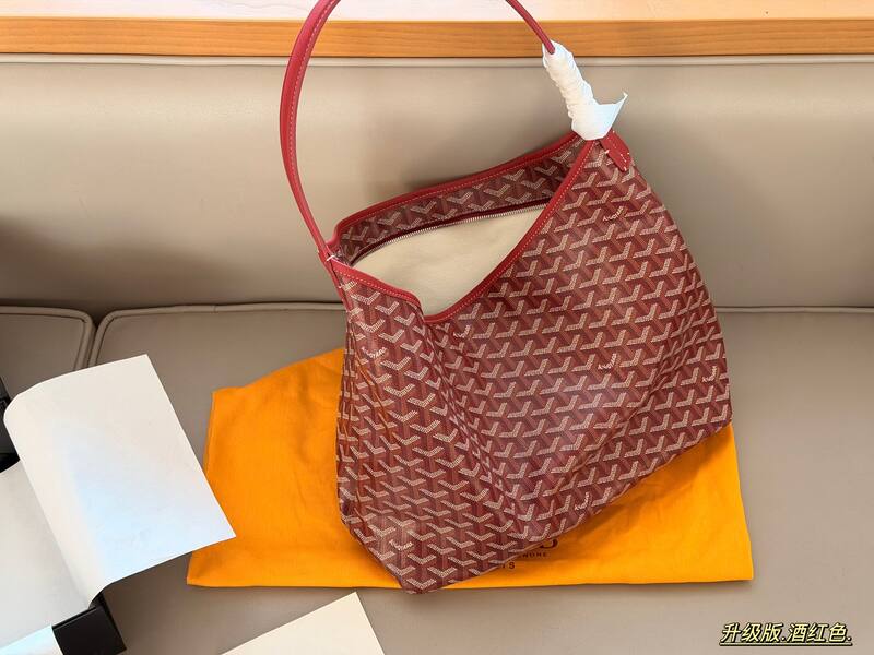 Goyard shoulder bag — 1:1 Replica