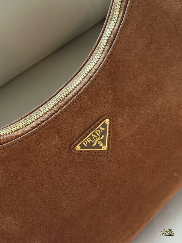 Prada Brown suede 37*18cm shoulder — 1:1 Replica