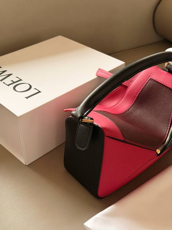 Loewe Black 25x18x10cm shoulder bag — 1:1 Replica