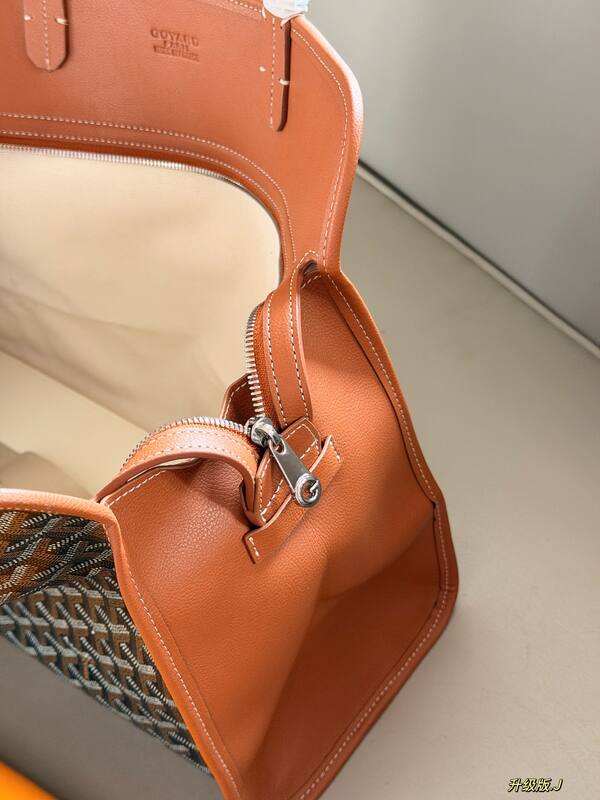 Goyard Brown shoulder bag — Top Quality Replica