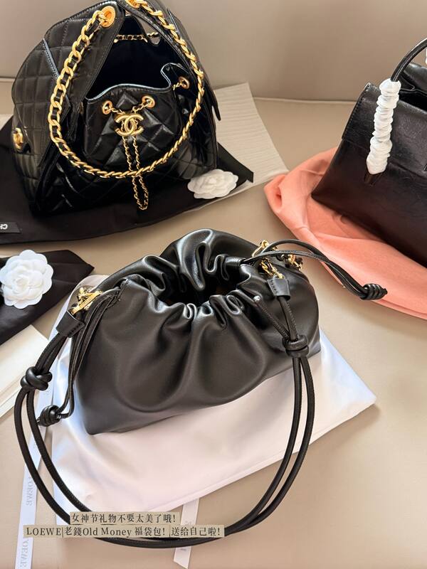Loewe Black shoulder bag — Premium Replica