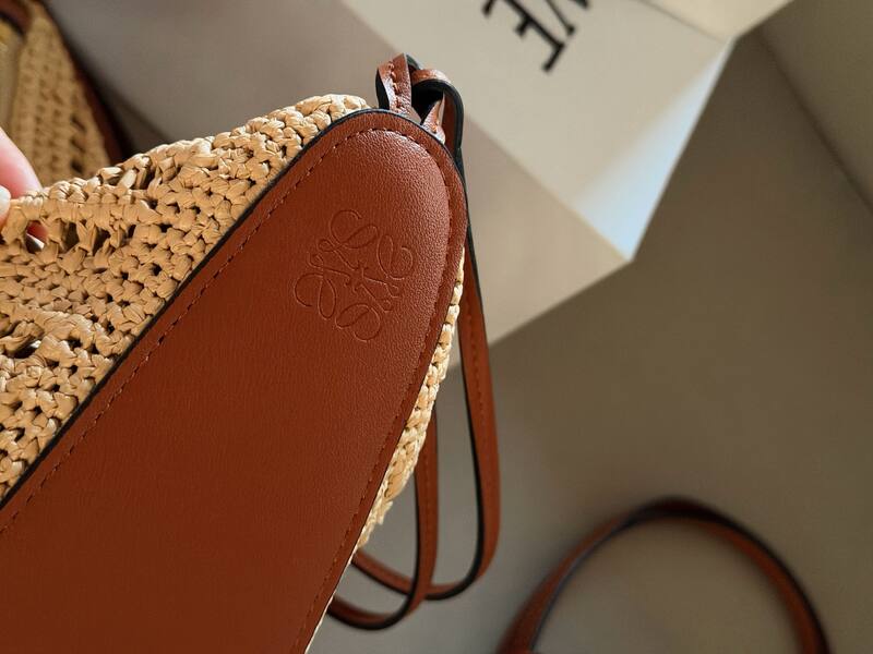 Loewe Brown 25x18x10cm shoulder bag — AAA Quality Replica