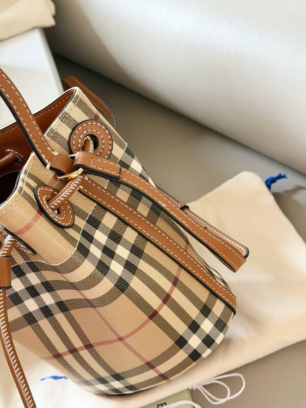 Burberry Brown shoulder bag — 1:1 Replica