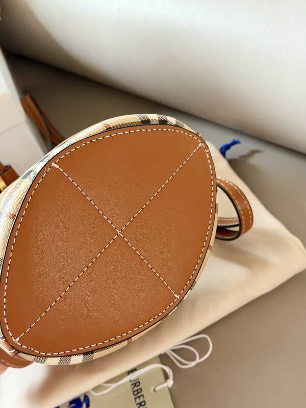 Burberry Brown shoulder bag — 1:1 Replica