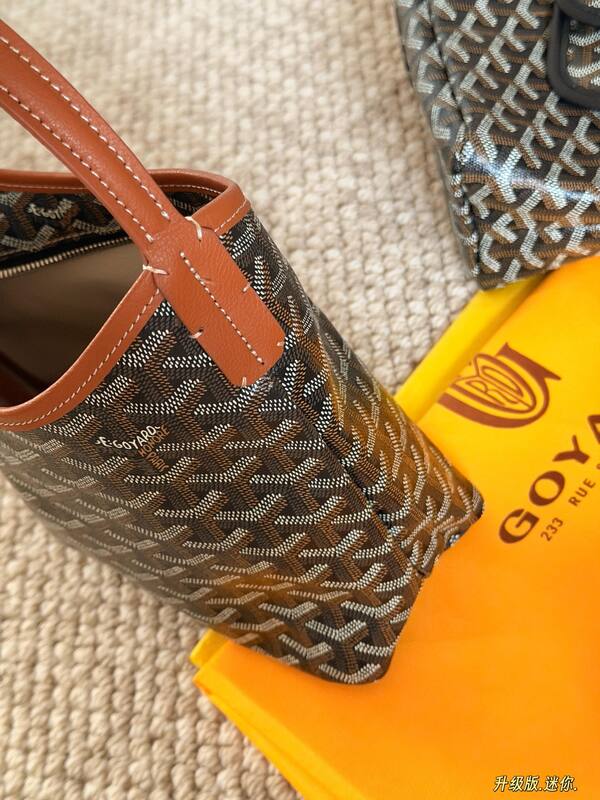 Goyard Brown shoulder bag — 1:1 Replica