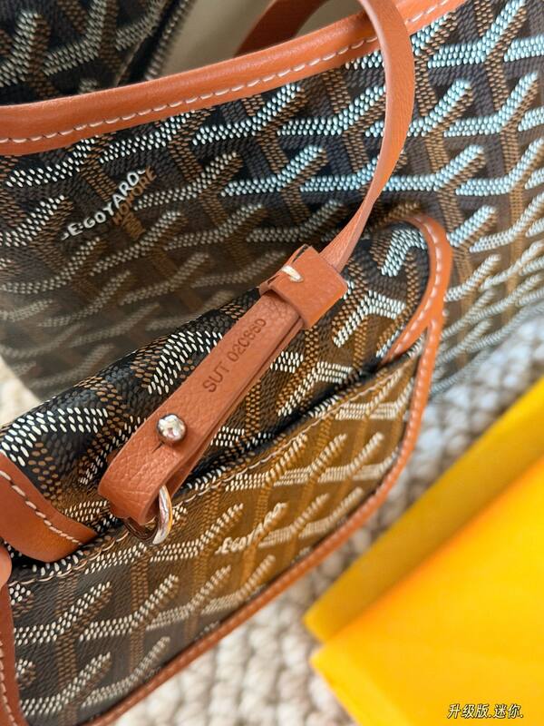 Goyard Brown shoulder bag — 1:1 Replica