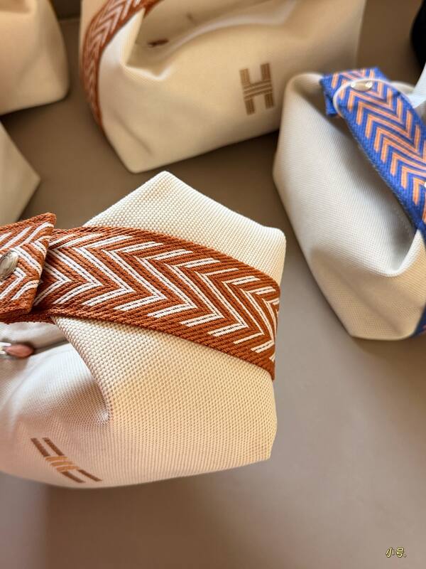 Hermes Beige canvas with brown embroidered H everyday — 1:1 Replica